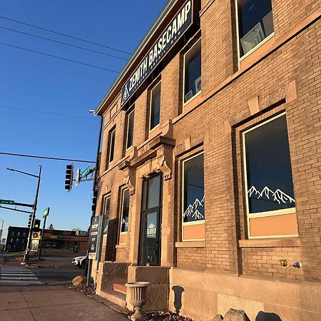 Zenith Basecamp Hostel Duluth Bagian luar foto